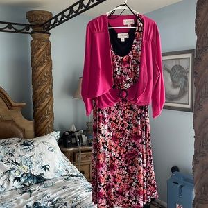 The first dress is size 20 W It’s in good condition. $20.00